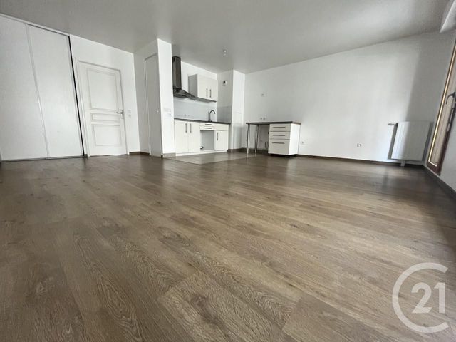 Appartement F3 à vendre - 3 pièces - 70.23 m2 - LA PLAINE ST DENIS - 93 - ILE-DE-FRANCE - Century 21 Wilson Immobilier