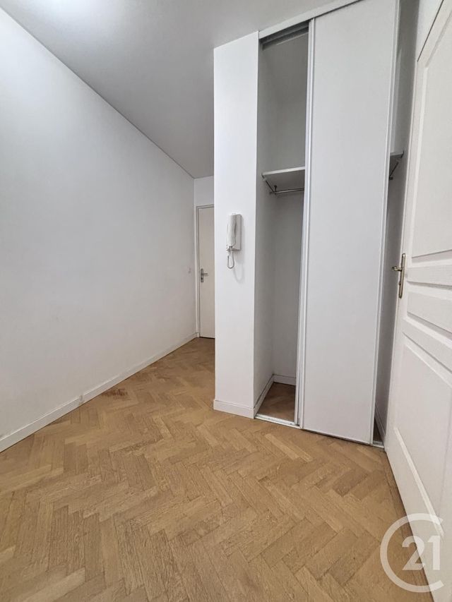Appartement F2 à vendre - 2 pièces - 50.47 m2 - LA PLAINE ST DENIS - 93 - ILE-DE-FRANCE - Century 21 Wilson Immobilier