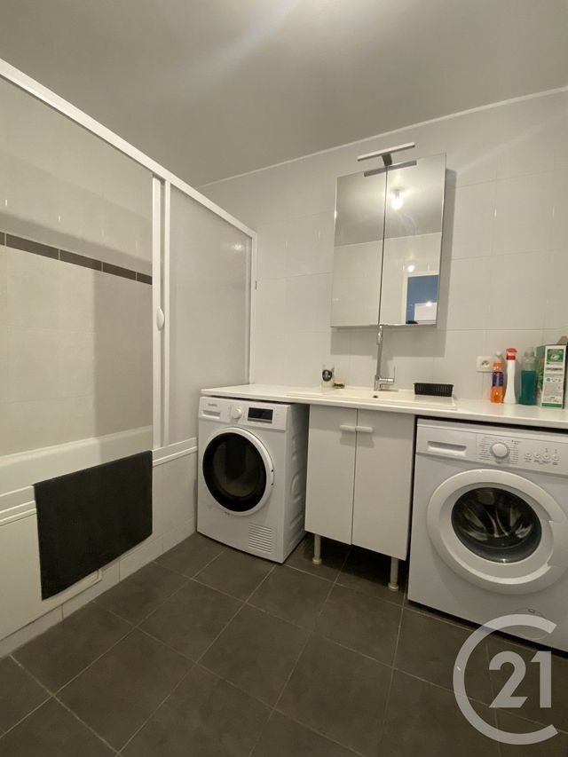 Appartement F3 à vendre - 3 pièces - 65.45 m2 - LA PLAINE ST DENIS - 93 - ILE-DE-FRANCE - Century 21 Wilson Immobilier