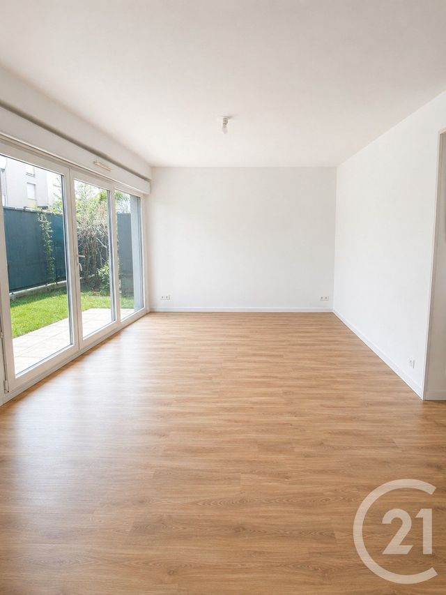 Appartement F3 à vendre - 3 pièces - 65.45 m2 - LA PLAINE ST DENIS - 93 - ILE-DE-FRANCE - Century 21 Wilson Immobilier