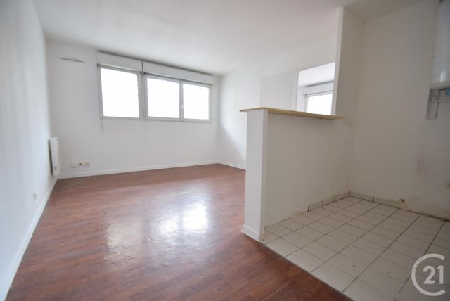 Appartement F2 à vendre - 2 pièces - 33.97 m2 - LA PLAINE ST DENIS - 93 - ILE-DE-FRANCE - Century 21 Wilson Immobilier