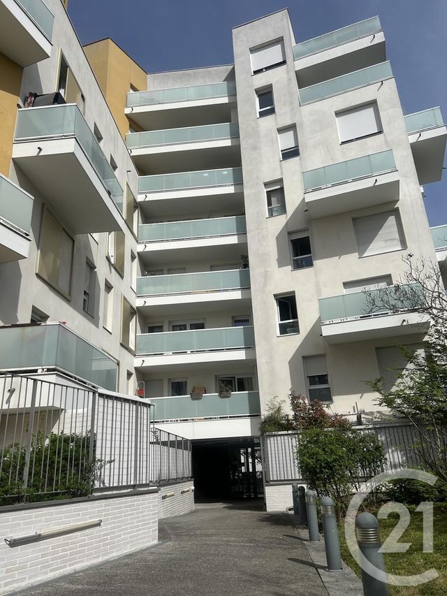 Appartement F3 à vendre - 3 pièces - 61.8 m2 - LA PLAINE ST DENIS - 93 - ILE-DE-FRANCE - Century 21 Wilson Immobilier