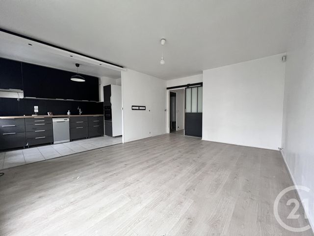 Appartement F3 à vendre - 3 pièces - 62.7 m2 - LA PLAINE ST DENIS - 93 - ILE-DE-FRANCE - Century 21 Wilson Immobilier