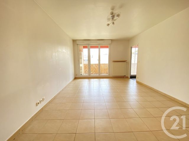 Appartement F4 à vendre - 4 pièces - 80.02 m2 - LA PLAINE ST DENIS - 93 - ILE-DE-FRANCE - Century 21 Wilson Immobilier