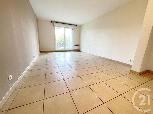 Appartement F4 à louer - 4 pièces - 79.16 m2 - LA PLAINE ST DENIS - 93 - ILE-DE-FRANCE - Century 21 Wilson Immobilier