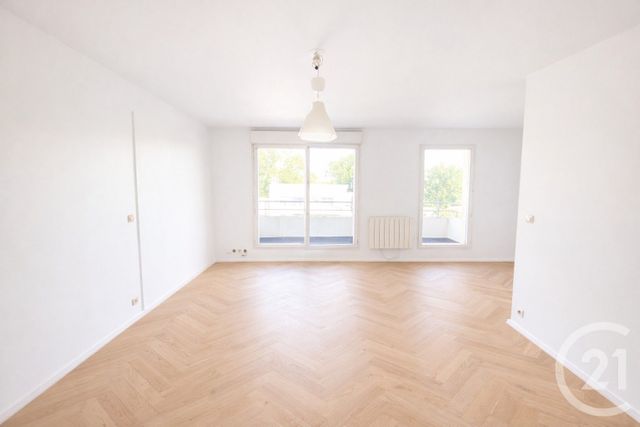 Appartement F2 à vendre - 2 pièces - 41.34 m2 - LA PLAINE ST DENIS - 93 - ILE-DE-FRANCE - Century 21 Wilson Immobilier