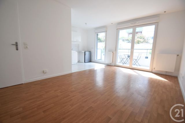 Appartement F2 à vendre - 2 pièces - 44.25 m2 - LA PLAINE ST DENIS - 93 - ILE-DE-FRANCE - Century 21 Wilson Immobilier