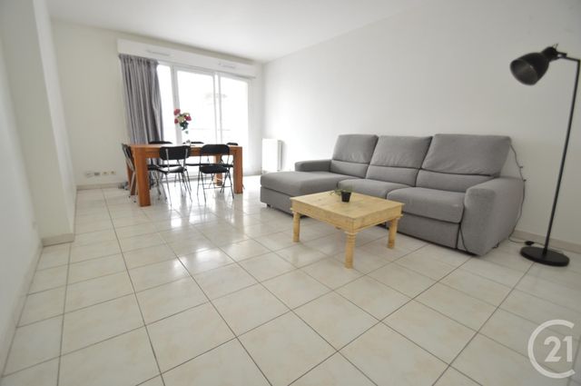 Appartement F3 à louer - 3 pièces - 62.62 m2 - LA PLAINE ST DENIS - 93 - ILE-DE-FRANCE - Century 21 Wilson Immobilier