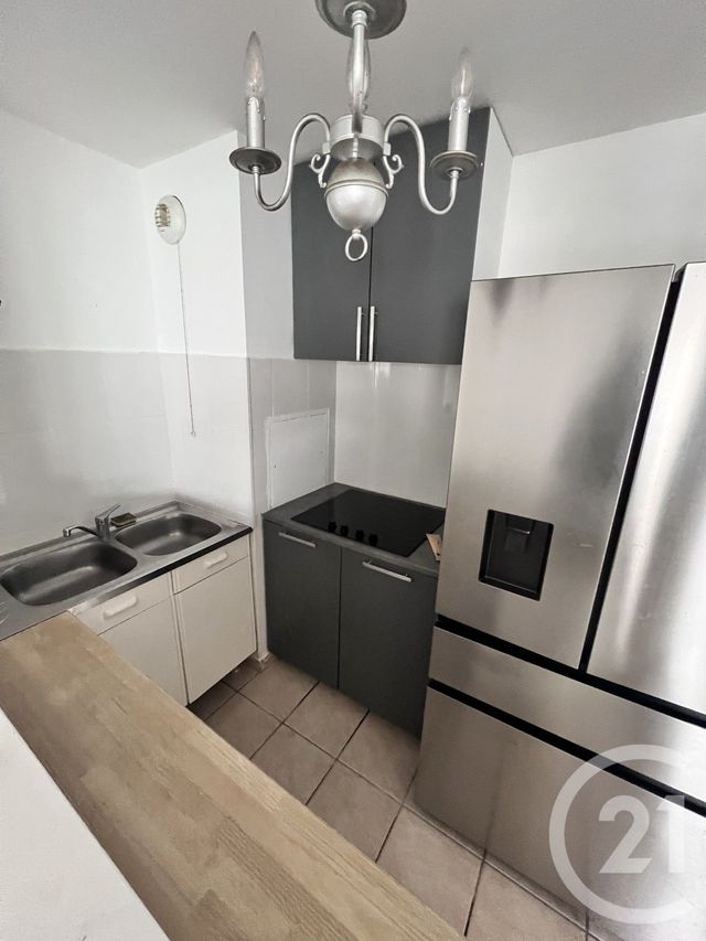 Afficher la photo en grand Appartement F2 bis à vendre - 2 pièces - 44.95 m2 - ST OUEN - 93 - ILE-DE-FRANCE - Century 21 Wilson Immobilier