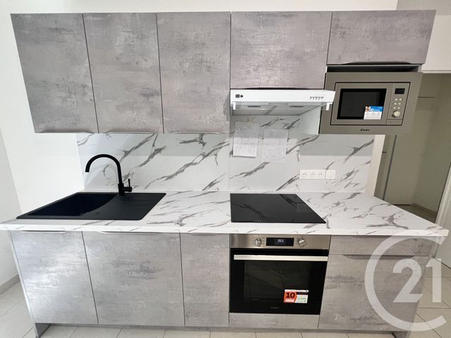 Afficher la photo en grand Appartement F3 à vendre - 3 pièces - 61.04 m2 - LA PLAINE ST DENIS - 93 - ILE-DE-FRANCE - Century 21 Wilson Immobilier