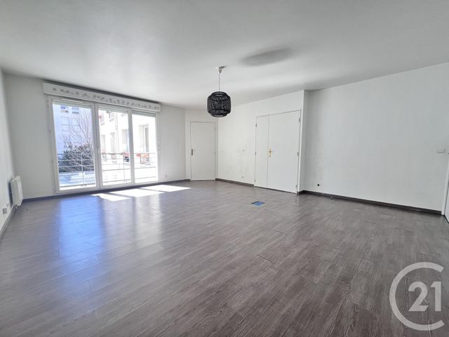Appartement F3 à vendre - 3 pièces - 66.6 m2 - LA PLAINE ST DENIS - 93 - ILE-DE-FRANCE - Century 21 Wilson Immobilier