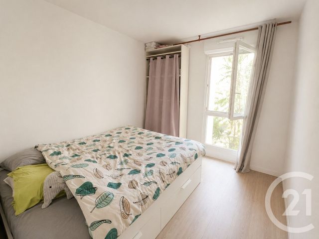 Appartement à vendre - 4 pièces - 79.68 m2 - LA PLAINE ST DENIS - 93 - ILE-DE-FRANCE - Century 21 Wilson Immobilier