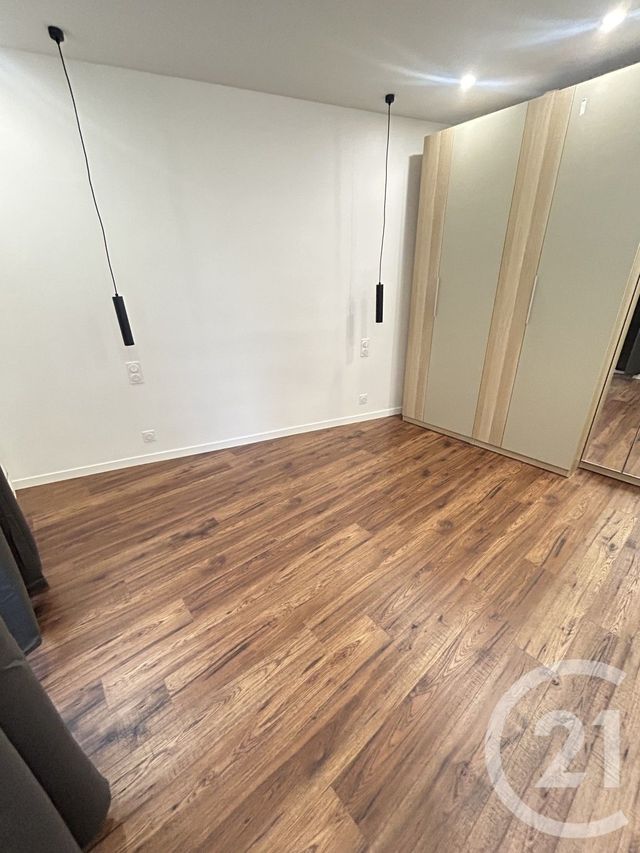 Appartement F2 à louer - 2 pièces - 30.08 m2 - LA PLAINE ST DENIS - 93 - ILE-DE-FRANCE - Century 21 Wilson Immobilier