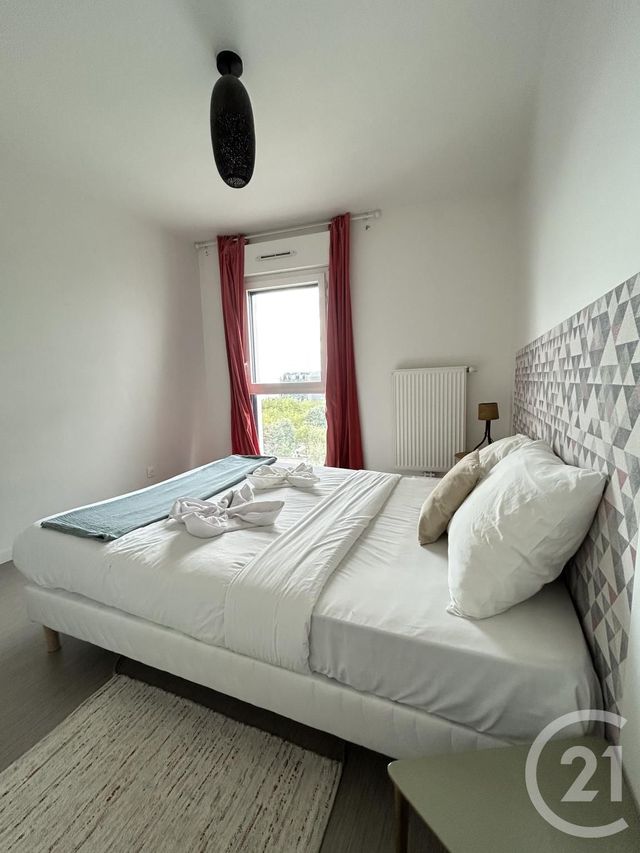 Appartement F5 à louer - 5 pièces - 101.6 m2 - NANTERRE - 92 - ILE-DE-FRANCE - Century 21 Wilson Immobilier