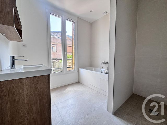 Appartement F3 à vendre - 3 pièces - 49.0 m2 - LA PLAINE ST DENIS - 93 - ILE-DE-FRANCE - Century 21 Wilson Immobilier