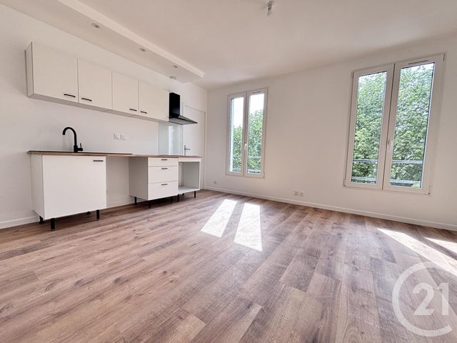 Appartement F3 à vendre - 3 pièces - 49.0 m2 - LA PLAINE ST DENIS - 93 - ILE-DE-FRANCE - Century 21 Wilson Immobilier