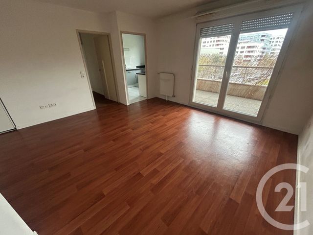 Appartement F3 à louer - 3 pièces - 61.74 m2 - LA PLAINE ST DENIS - 93 - ILE-DE-FRANCE - Century 21 Wilson Immobilier