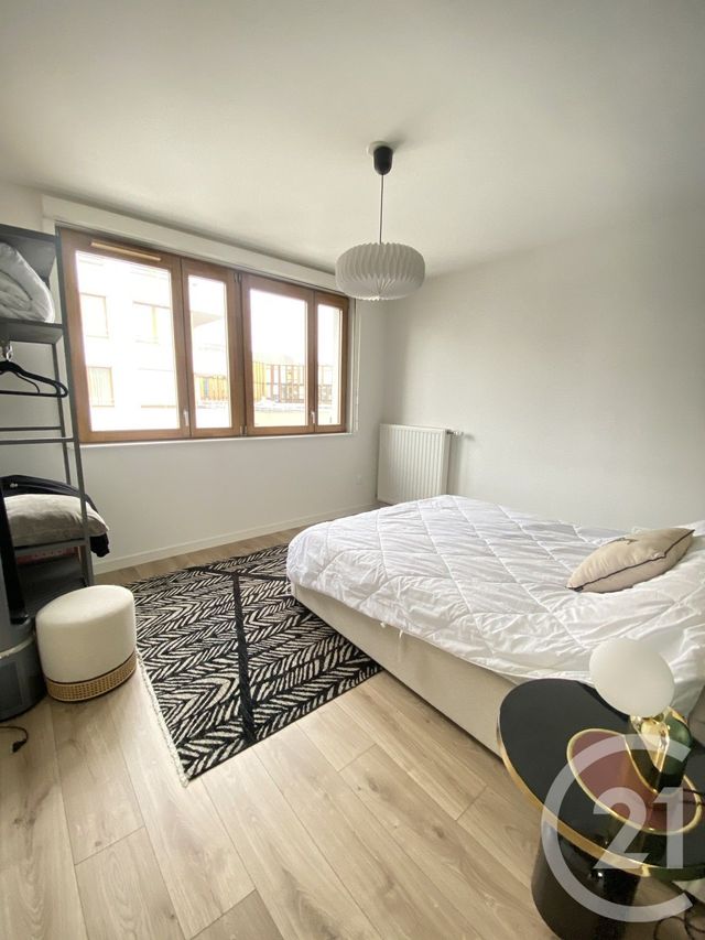 Appartement à vendre - 3 pièces - 62.71 m2 - LA PLAINE ST DENIS - 93 - ILE-DE-FRANCE - Century 21 Wilson Immobilier