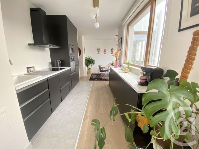 Appartement à vendre - 3 pièces - 62.71 m2 - LA PLAINE ST DENIS - 93 - ILE-DE-FRANCE - Century 21 Wilson Immobilier