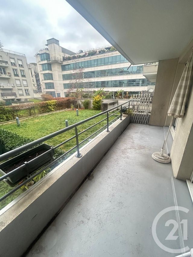 Appartement F2 à louer - 2 pièces - 45.96 m2 - LA PLAINE ST DENIS - 93 - ILE-DE-FRANCE - Century 21 Wilson Immobilier