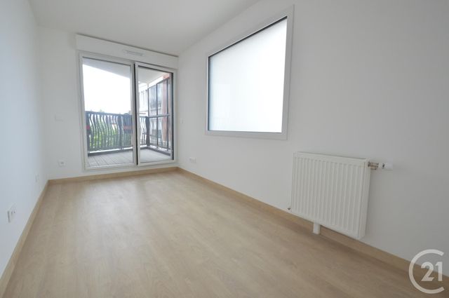 Appartement F4 à louer - 4 pièces - 75.0 m2 - LA PLAINE ST DENIS - 93 - ILE-DE-FRANCE - Century 21 Wilson Immobilier