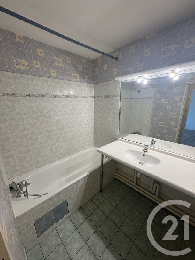 Appartement F2 à louer - 2 pièces - 43.02 m2 - LA PLAINE ST DENIS - 93 - ILE-DE-FRANCE - Century 21 Wilson Immobilier