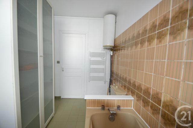 Appartement F2 à louer - 2 pièces - 34.29 m2 - LA PLAINE ST DENIS - 93 - ILE-DE-FRANCE - Century 21 Wilson Immobilier