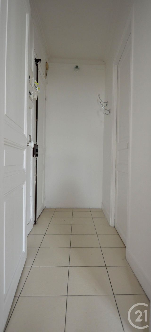 Appartement F2 à louer - 2 pièces - 34.29 m2 - LA PLAINE ST DENIS - 93 - ILE-DE-FRANCE - Century 21 Wilson Immobilier