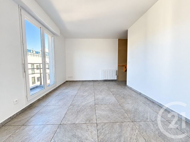 Appartement Studio à vendre - 1 pièce - 25.0 m2 - LA PLAINE ST DENIS - 93 - ILE-DE-FRANCE - Century 21 Wilson Immobilier