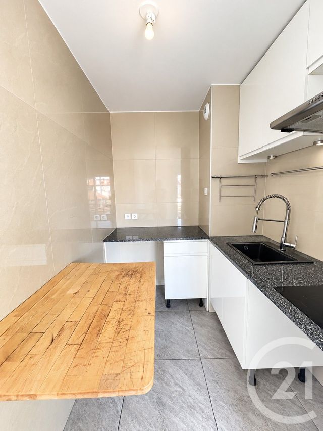 Appartement Studio à vendre - 1 pièce - 25.0 m2 - LA PLAINE ST DENIS - 93 - ILE-DE-FRANCE - Century 21 Wilson Immobilier
