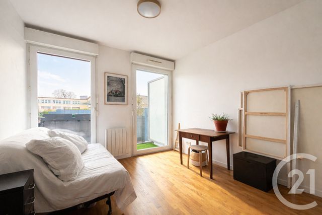 Appartement T4 à vendre - 4 pièces - 84.21 m2 - LA PLAINE ST DENIS - 93 - ILE-DE-FRANCE - Century 21 Wilson Immobilier