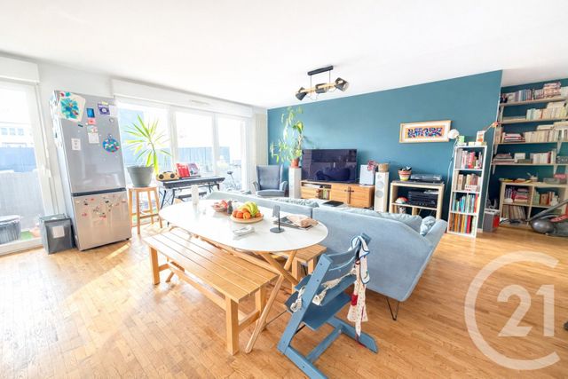 Appartement T4 à vendre - 4 pièces - 84.21 m2 - LA PLAINE ST DENIS - 93 - ILE-DE-FRANCE - Century 21 Wilson Immobilier