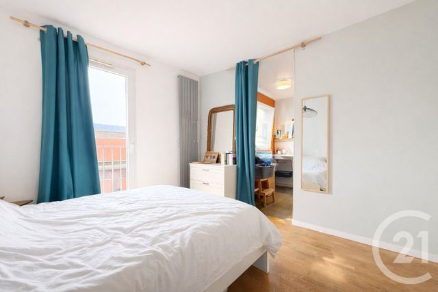 Appartement T4 à vendre - 4 pièces - 84.21 m2 - LA PLAINE ST DENIS - 93 - ILE-DE-FRANCE - Century 21 Wilson Immobilier