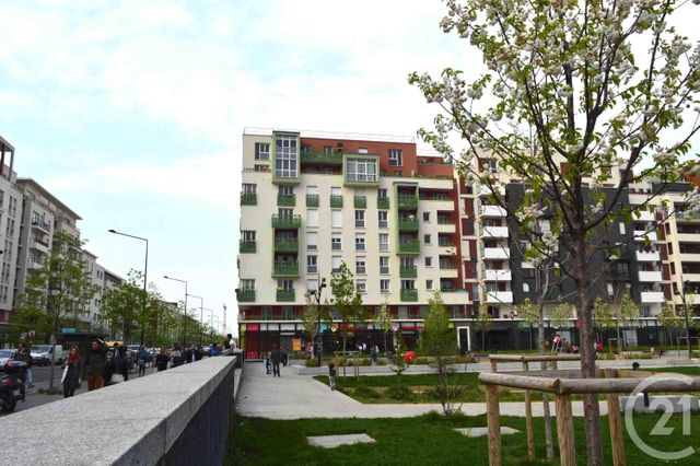 Appartement F2 à louer - 2 pièces - 35.25 m2 - LA PLAINE ST DENIS - 93 - ILE-DE-FRANCE - Century 21 Wilson Immobilier