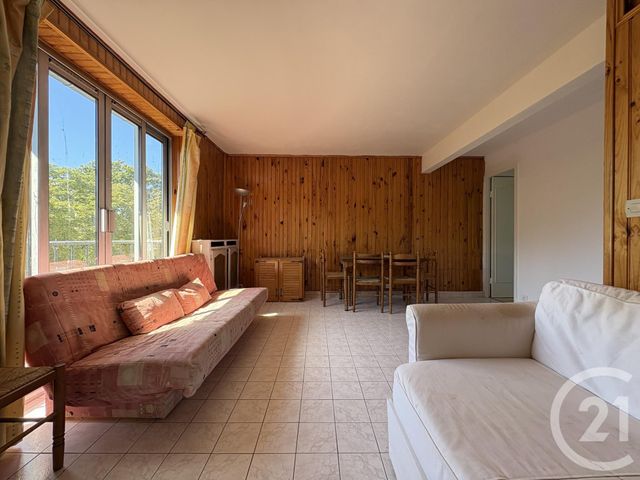 Appartement F2 à vendre - 2 pièces - 42.4 m2 - EPINAY SUR SEINE - 93 - ILE-DE-FRANCE - Century 21 Wilson Immobilier