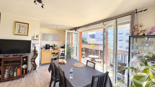 Appartement T3 à vendre - 3 pièces - 63.2 m2 - AUBERVILLIERS - 93 - ILE-DE-FRANCE - Century 21 Wilson Immobilier