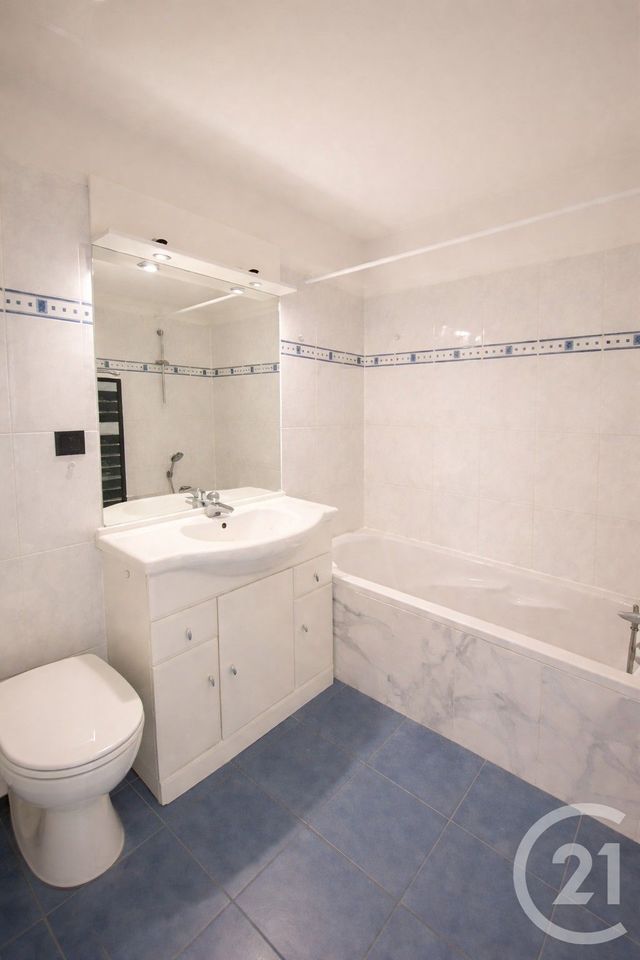 Appartement F2 à vendre - 2 pièces - 45.53 m2 - LA PLAINE ST DENIS - 93 - ILE-DE-FRANCE - Century 21 Wilson Immobilier