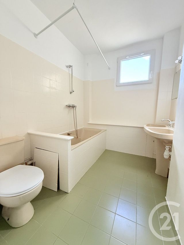 Appartement F2 à louer - 2 pièces - 33.08 m2 - LA PLAINE ST DENIS - 93 - ILE-DE-FRANCE - Century 21 Wilson Immobilier