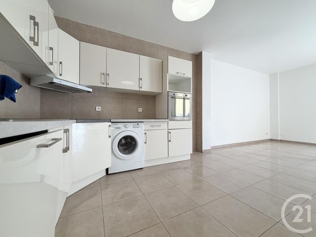 Appartement F2 à louer LA PLAINE ST DENIS