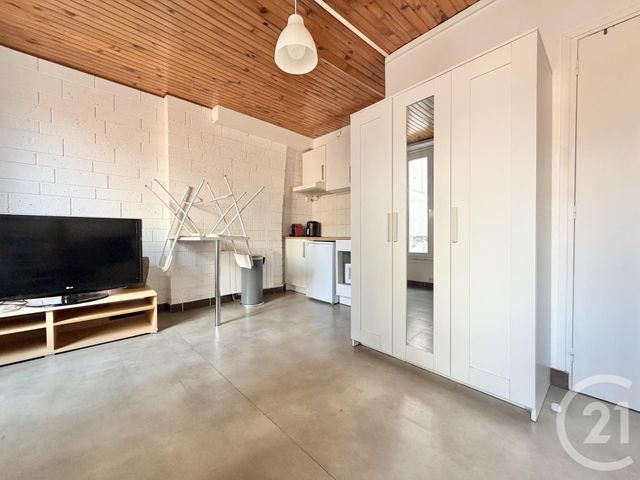 Appartement Studio à louer - 1 pièce - 22.78 m2 - LA PLAINE ST DENIS - 93 - ILE-DE-FRANCE - Century 21 Wilson Immobilier