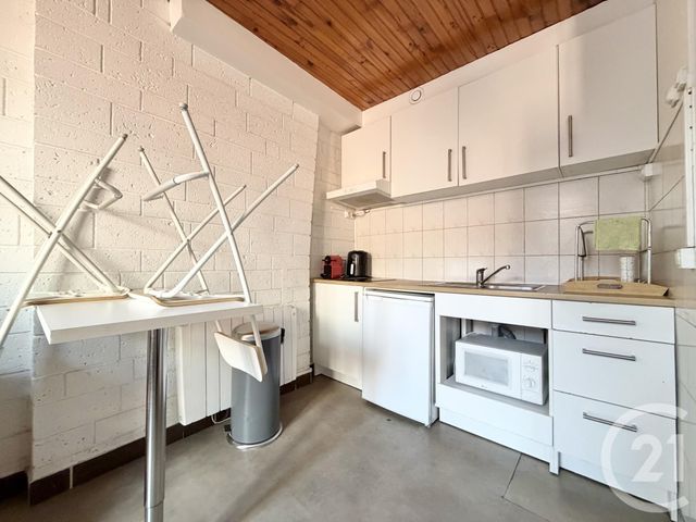 Appartement Studio à louer - 1 pièce - 22.78 m2 - LA PLAINE ST DENIS - 93 - ILE-DE-FRANCE - Century 21 Wilson Immobilier