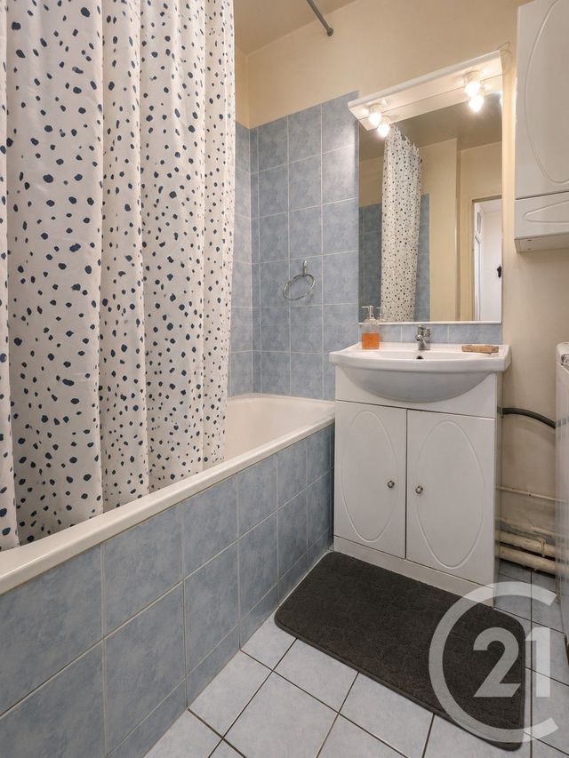 Appartement F3 à vendre - 3 pièces - 63.02 m2 - LA PLAINE ST DENIS - 93 - ILE-DE-FRANCE - Century 21 Wilson Immobilier