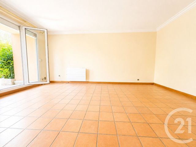 Appartement F2 à vendre - 2 pièces - 47.13 m2 - LE BOURGET - 93 - ILE-DE-FRANCE - Century 21 Wilson Immobilier