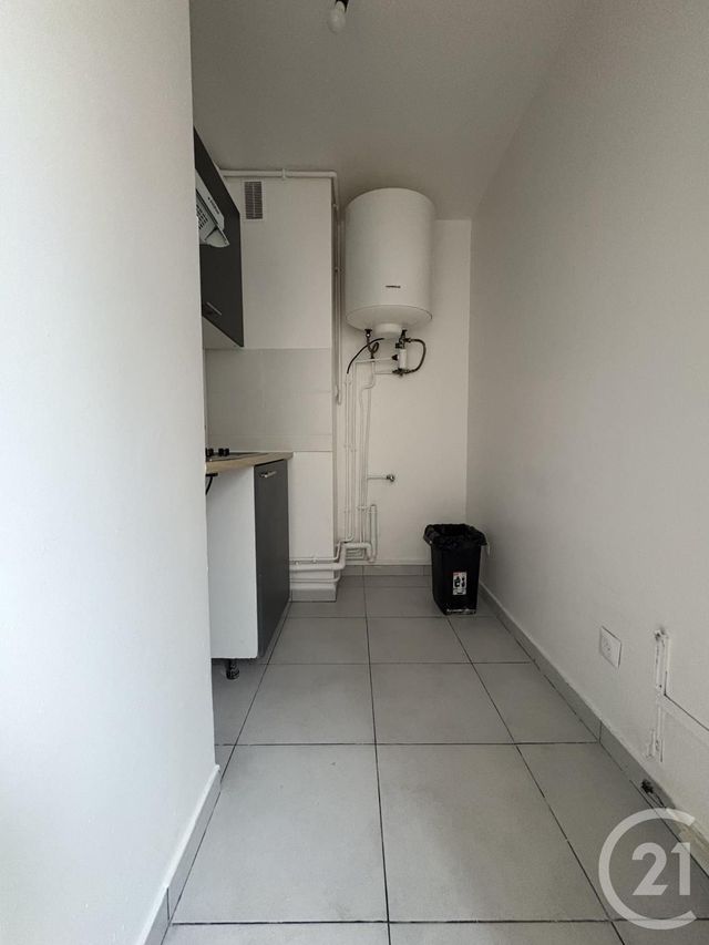 Appartement Studio à vendre - 1 pièce - 26.62 m2 - ST DENIS - 93 - ILE-DE-FRANCE - Century 21 Wilson Immobilier