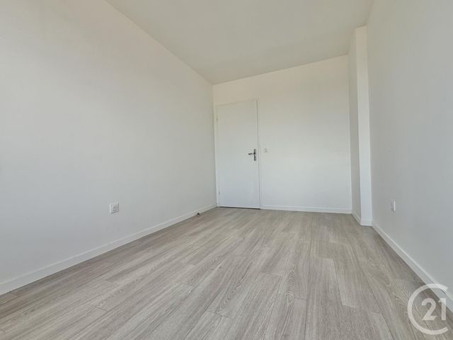 Appartement F4 à vendre - 4 pièces - 80.0 m2 - ST DENIS - 93 - ILE-DE-FRANCE - Century 21 Wilson Immobilier